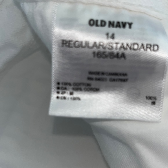 Old Navy Boyfriend Women’s White Distressed Ripped Jeans Standard Size 14 NWOT - Picture 5 of 7